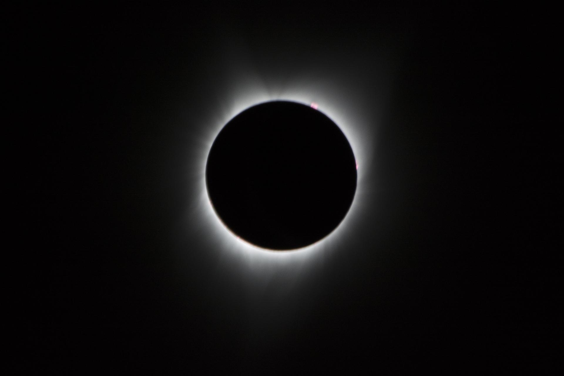 Corona solar de un eclipse total